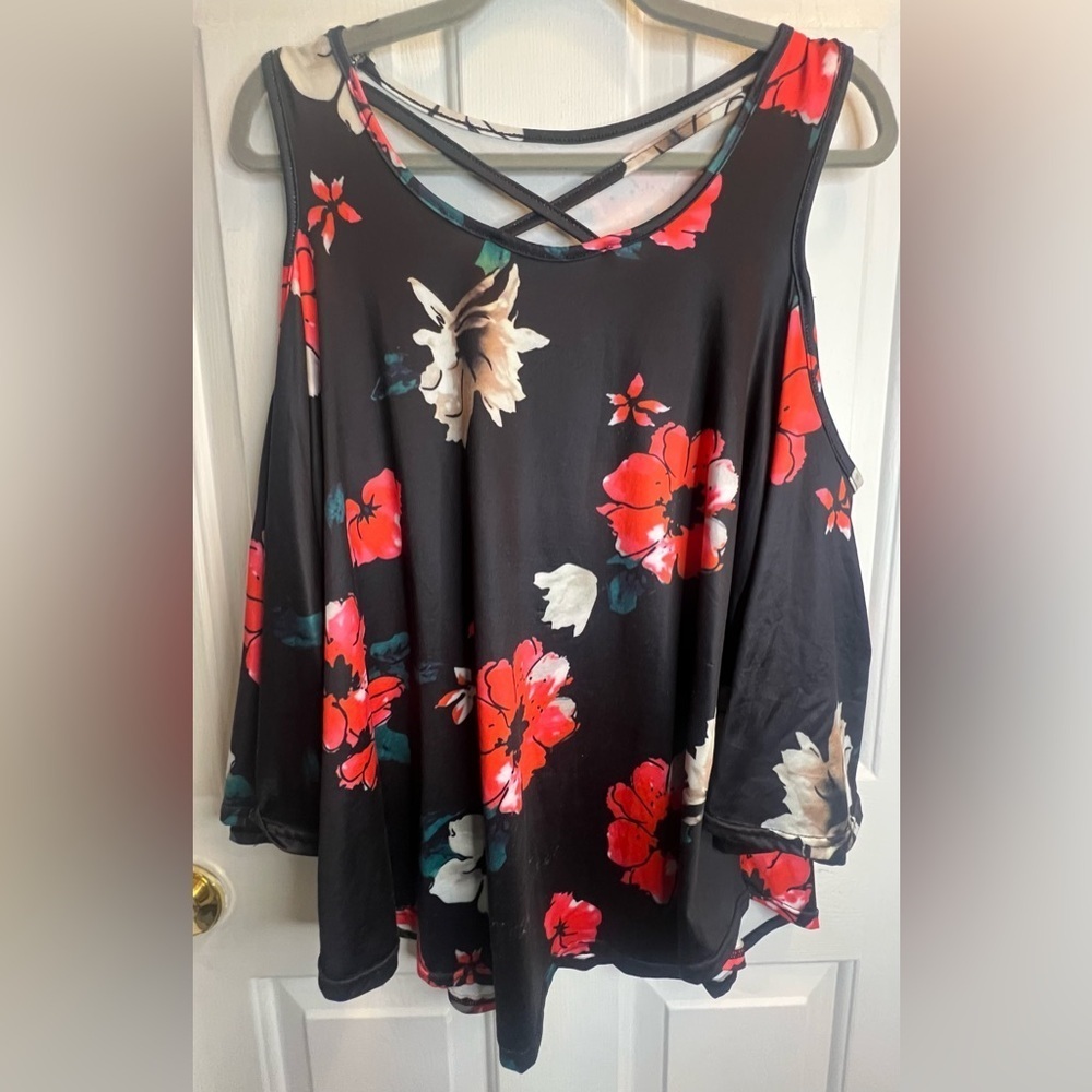Floral Black and Red Women's Top